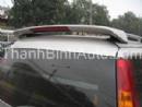 Đuôi gió Ford Everest, sơn cùng màu thân xe