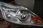 Độ đèn pha bi xenon cho Ford Focus