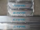 Bậc bước chân có đèn CIVIC