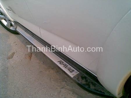 Bậc lên xuống RAV4
