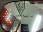 Mặt gương hậu có đèn LED cho CIVIC
Có 2 hàng đèn, chìm dưới mặt gương , khi bật đèn xi nhan mới nhìn thấy đèn ...
Khi không bật xi nhan vẫn là gương bình thường ...