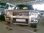 Cản trước inox Toyota Landcruiser