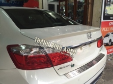 Nẹp chống trầy cốp sau Honda Accord 2015