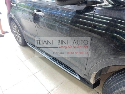 Bậc lên xuống, bệ bước cho xe Hyundai Santafe 2013