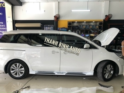 Bậc lên xuống, bệ bước xe KIA SEDONA 2020 2021 m2106