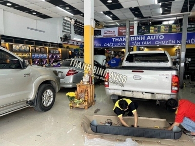 Cản sau zin cho xe HILUX 2009