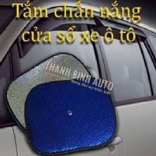 Chắn nắng cửa sổ xe hơi