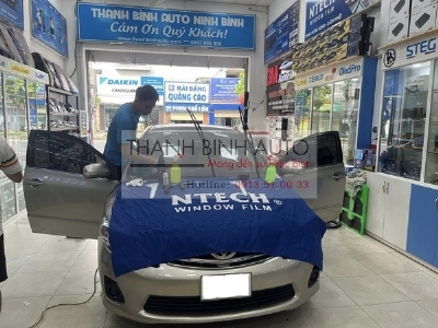 Dán phim cách nhiệt Ntech Hàn Quốc cho xe ALTIS 2012