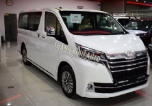 Đồ chơi, đồ trang trí, phụ kiện độ xe Toyota Granvia 2020