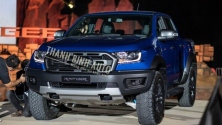 Đồ chơi, đồ trang trí, phụ kiện Ford Ranger Raptor 2018 2019