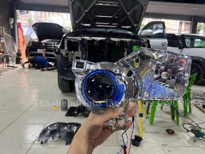 Độ đèn, màn hình Android, TPMS cho xe Toyota Fortuner 2015