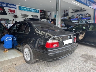 Độ loa xe BMW 525i