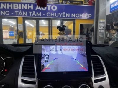 Màn hình Android Bravo cho xe Pajero Sport