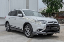 Đồ chơi, đồ trang trí, phụ kiện Mitsubishi Outlander 2018