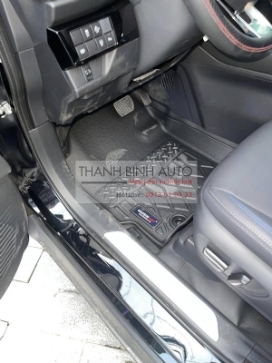 Thảm sàn nhựa đúc cho xe YARIS CROSS 2024