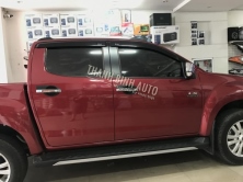 Vè che mưa ISUZU D-MAX 2018 2019