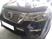 Viền đèn pha Nissan Terra 2019