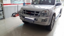 ISUZU DMAX lắp đèn led bar cản trước