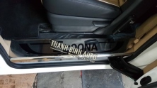 Ốp bậc cửa xe Kia Sedona