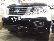Cản ốp trước xe NAVARA