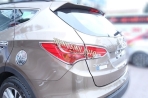 Viền đèn hậu Hyundai Santa Fe 2016