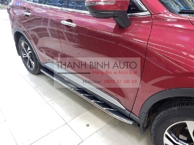 Bậc lên xuống, bệ bước xe Ford Territory 2026