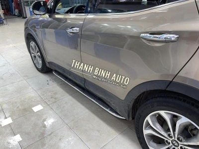 Bậc lên xuống, bệ bước xe SANTAFE 2015