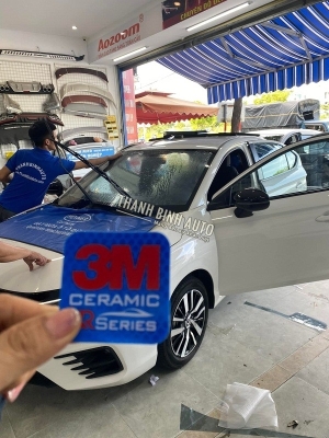 Dán phim cách nhiệt 3M Ceramic hồng ngoại cho xe HONDA CITY