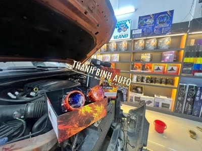 Nâng cấp đèn xe Ford Ranger Wildtrack