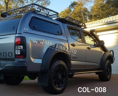 Ốp cua lốp có đinh xe COLORADO 2020